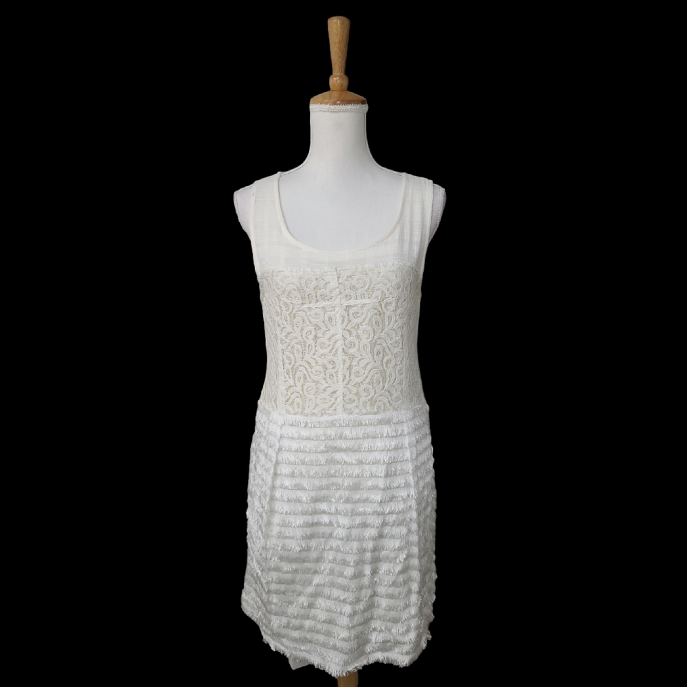 SWEET SINNAMON DRESS WOMEN SIZE MEDIUM EGGSHELL LINED LACE FRINGE KNEELENGTH NEW